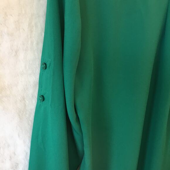 Express Green Long Sleeve Portfolio Button Shirt - Picture 9 of 11